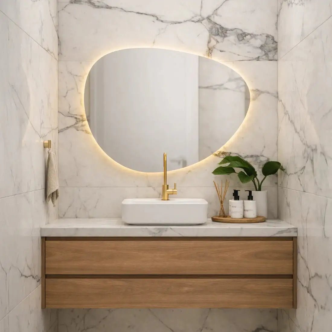 Espelho Orgânico com LED Bivolt - 80x60cm